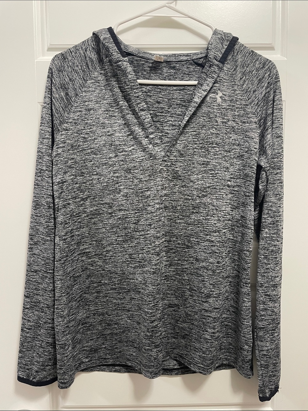 Under Armour Women's Gray Heather V-Neck Lightweight Hoodie
